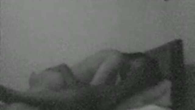 口の中でコックを貼る av 動画 女子 向け