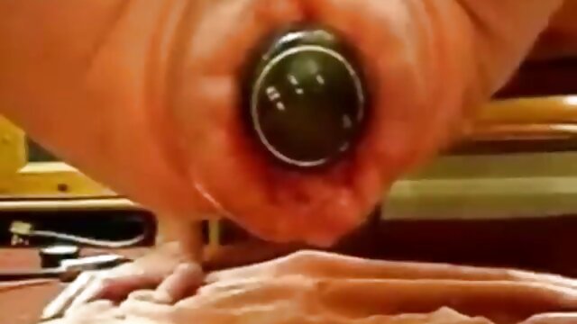 茶色の髪と中出しを保つ アダルト ビデオ 女性 向け