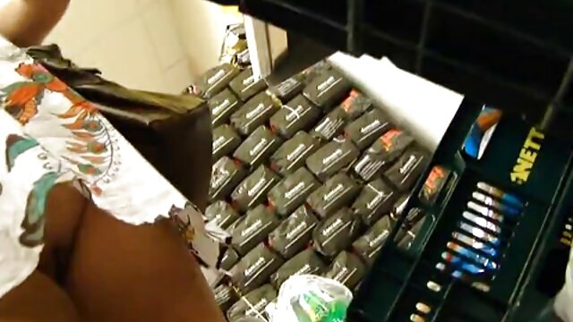 宗派の腕の中で、パート2 エッチ 動画 無料 女