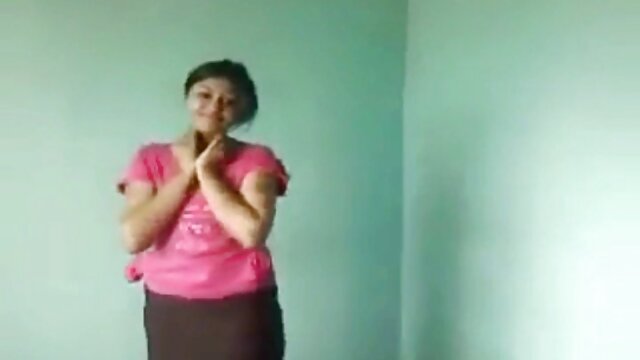 可能な限りあらゆる方法で男性を支配する雌犬の女性 女性 エッチ 無料 動画